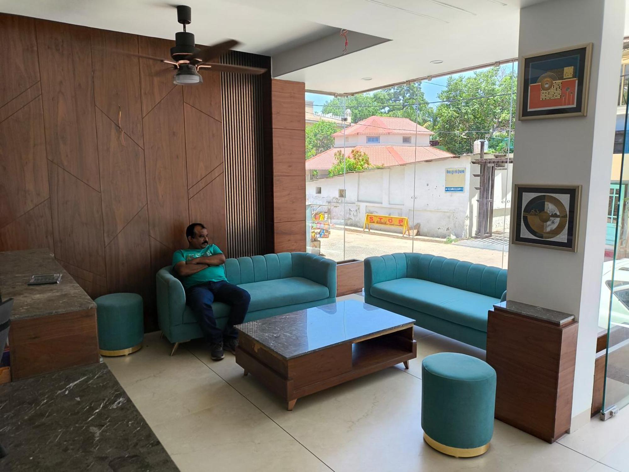 Hotel Divine Peak Pachmarhī المظهر الخارجي الصورة